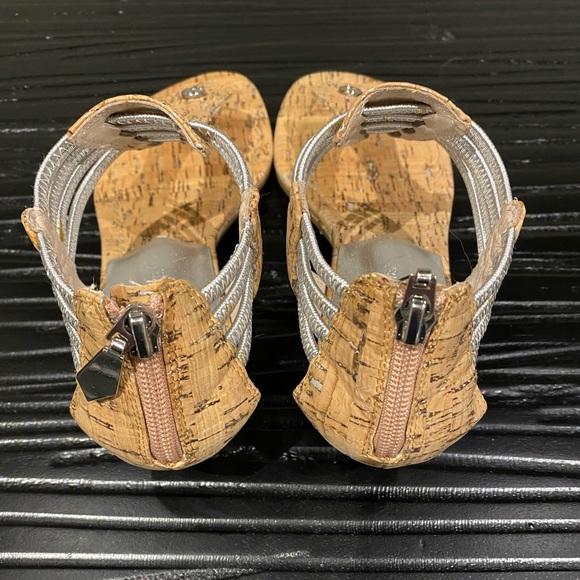 Donald Pliner cork wedge sandals - Picture 2 of 4